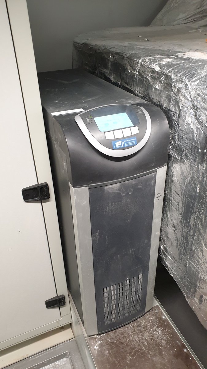 Cetronic_Power's tweet photo. Our UPS's get installed in the tightest and dirtiest of places. A real nightmare to maintain. #UPS #upssystems #batterystorage https://t.co/smMUlOOdNS
