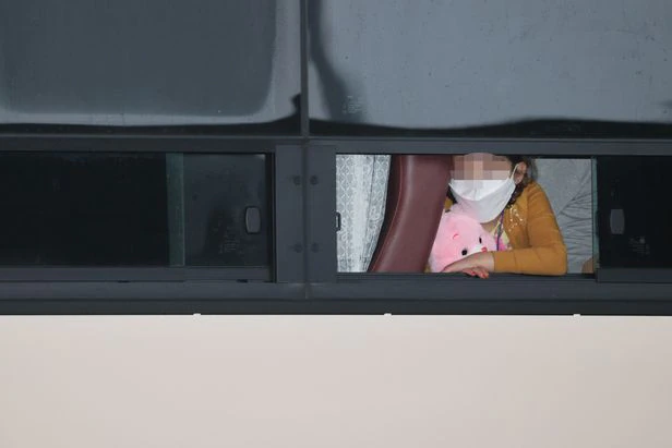 koryodynasty's tweet photo. Upon arriving safely in South Korea at Incheon Airport today, the kids from Afghanistan were handed teddy bears. https://t.co/GqZ7F1fmhl