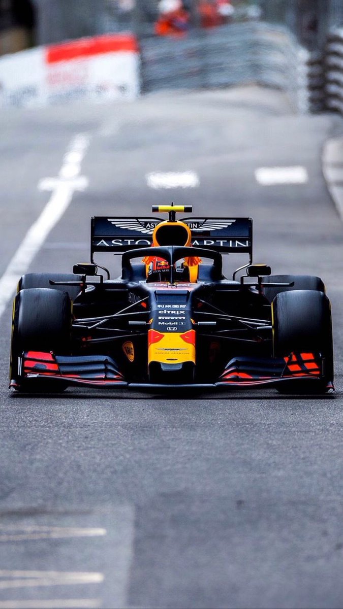 MarcosFC144's tweet image. ▶️HILO de fondazos de F1 en 4K para el móvil 🤝