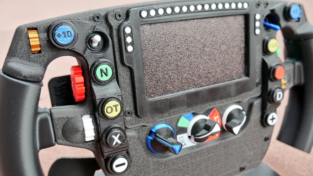 de3dprintman's tweet photo. 1/2 Here are the pictures of the McLaren F1 MP4-30 2015 steering wheel by @nachete2016. The full body is printed in #fiberthree PA Carbon Filled Pro and the rest of the parts in @prusament PETG and PLA. I also used @spidermaker_3d TPU for the grips. https://t.co/42CxBMDDuc