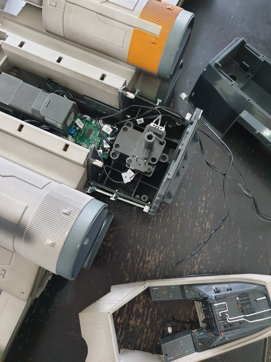 SmMarwood's tweet photo. #buildyourownxwing 

What a pain in the arse these electrics, will be amazed if they work at the end lol. 😬🙄 https://t.co/g8EHl0zuIR