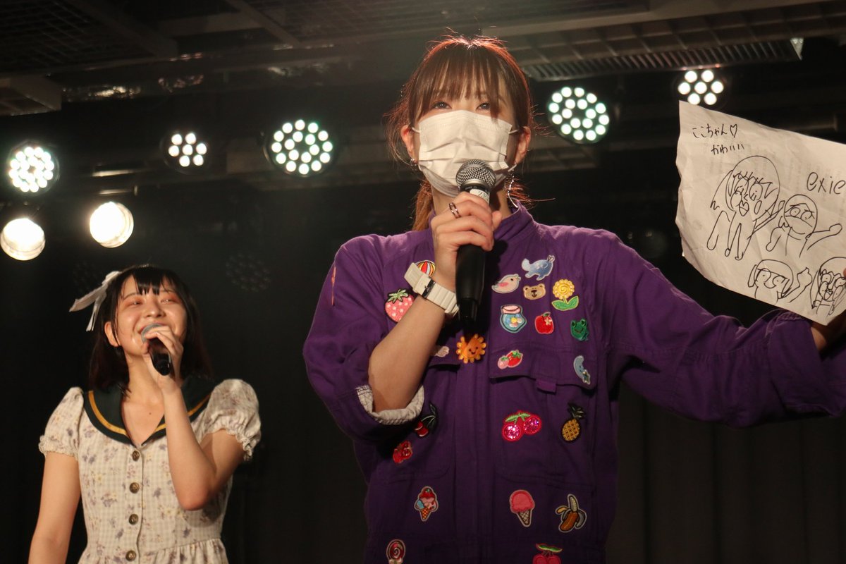 anaiannor's tweet photo. 2021年8月22日（日）
#新宿ジールシアター
【はなここ無料ワンマンライブ】

今回の演出は理由があったにせよ
なかなかレアな回だったのではないかなと🐸🎧✨
伊藤さんはじけていましたね‼️✨
#伊藤ゆい
#expiece
#DJYUI
#はなここ無料ワンマンライブ https://t.co/xxuiS3IeZx