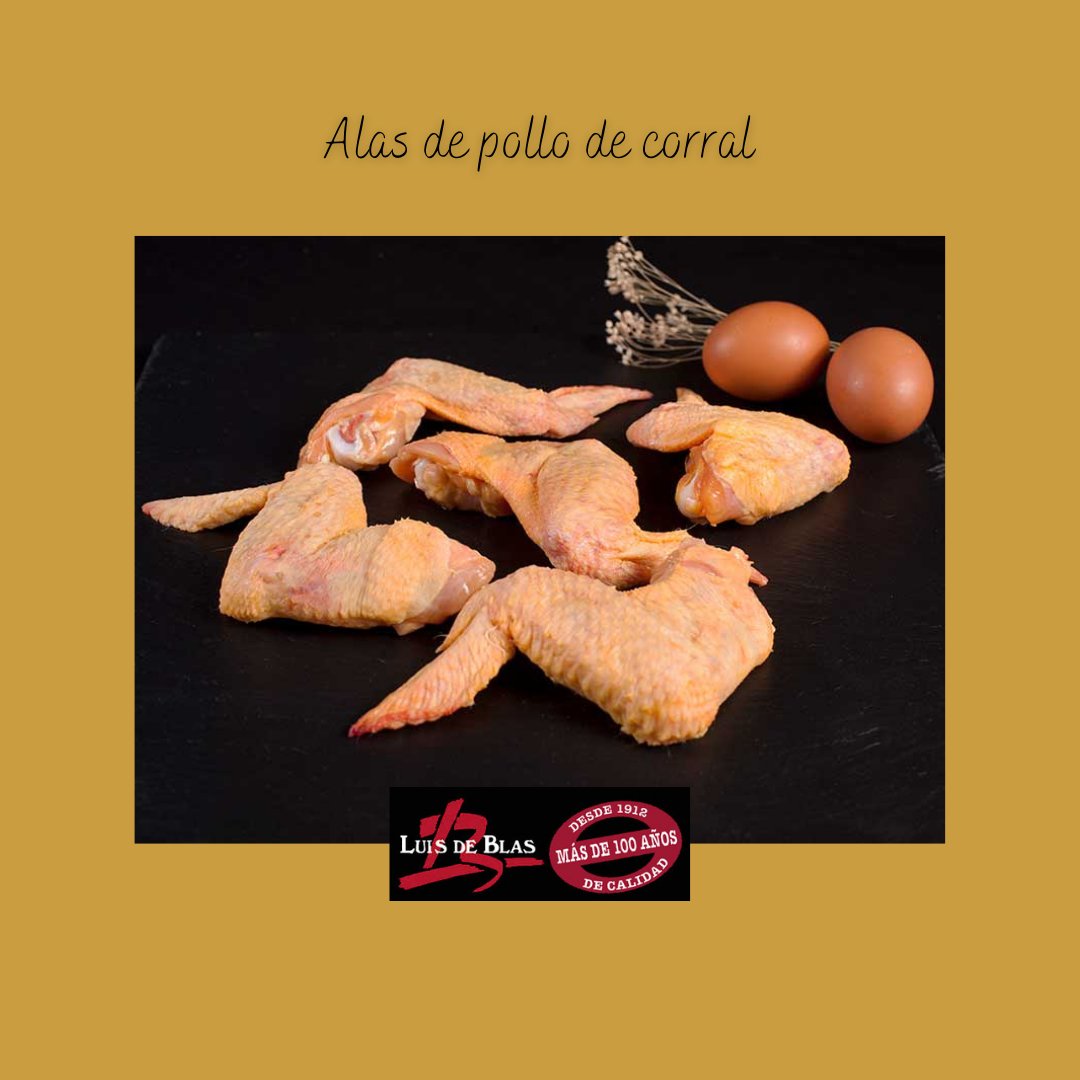 solobuey's tweet photo. ¿Os sigue quedando leña o carbón? Pues tenemos más ideas #parrilleras, como estas alitas de #pollodecorral que en cuanto las pones en la mesa son como las pipas, ¡nadie se resiste! Y menos aún los que disfrutan dejando los huesos bien roídos 😋. #productoSolobuey #tiendaonline https://t.co/72Vt6lnjds