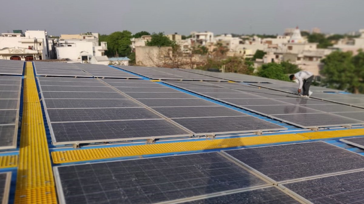 MfrgTodayIndia's tweet image. @SalasarLimited  has announced the building of #SolarPowerInfrastructure in India
zcu.io/ysMh

@Salasar Techno Engineering Ltd. 
@Lions Eye Hospital - India 

#STEELFABRICATION
#CSR
#EnvironmentalSustainability
#CLEANENERGY
#AnchalNyas
#globalwarming
#greenenergy