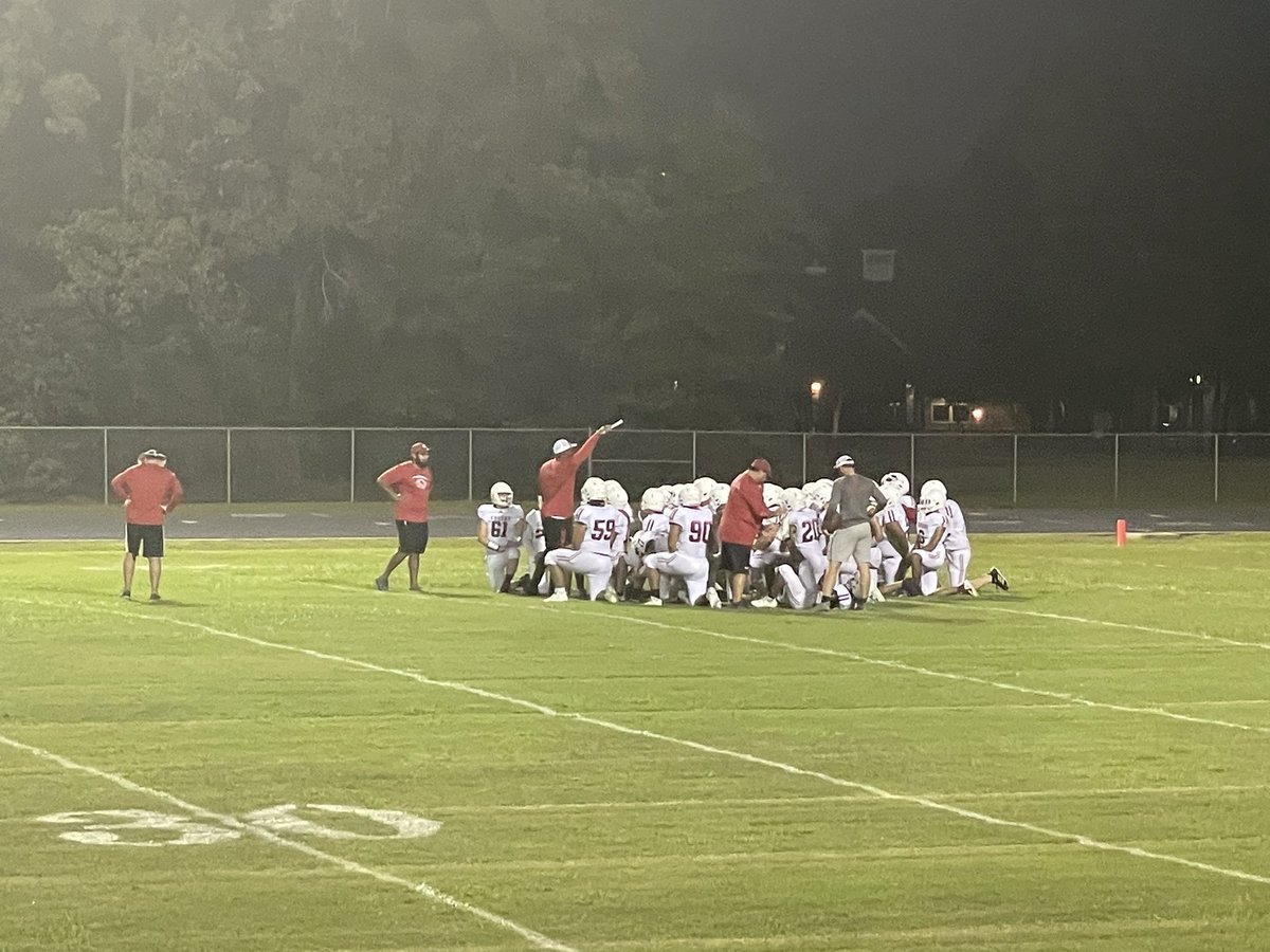 km_glover's tweet photo. JV Cougars win against New Caney 28-14.  Cash Glover #84 https://t.co/Pzl0Zuh8Fa