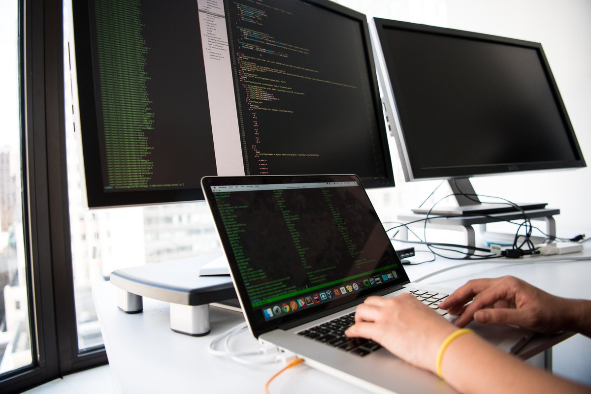 Codemachine_'s tweet photo. Here are some of the best #software #development #tools according to Codemachine✌️:
Read our new blog post: https://t.co/UkvfhjxdNc
#softwarehouse #programming #programmer #softwaretools #codemachine #codeforbusiness https://t.co/5KaEhL95AF