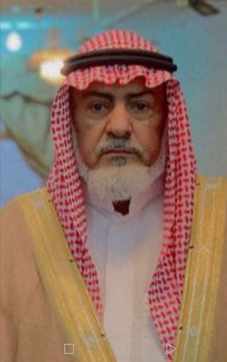 #حايل
#تخاييل
عايد بن غانم ابن هبيره الشمري
حاتم زمانه... كرم منقطع النضير
خلق رفيع.. سبحان من زرع حبه عند كل من يعرفه.. مدرسه تعلمت منه الادب والخلق والمنطق والبشاشه. 
لله درك ابا غانم(ابوشليويح للكلام الصحيح)