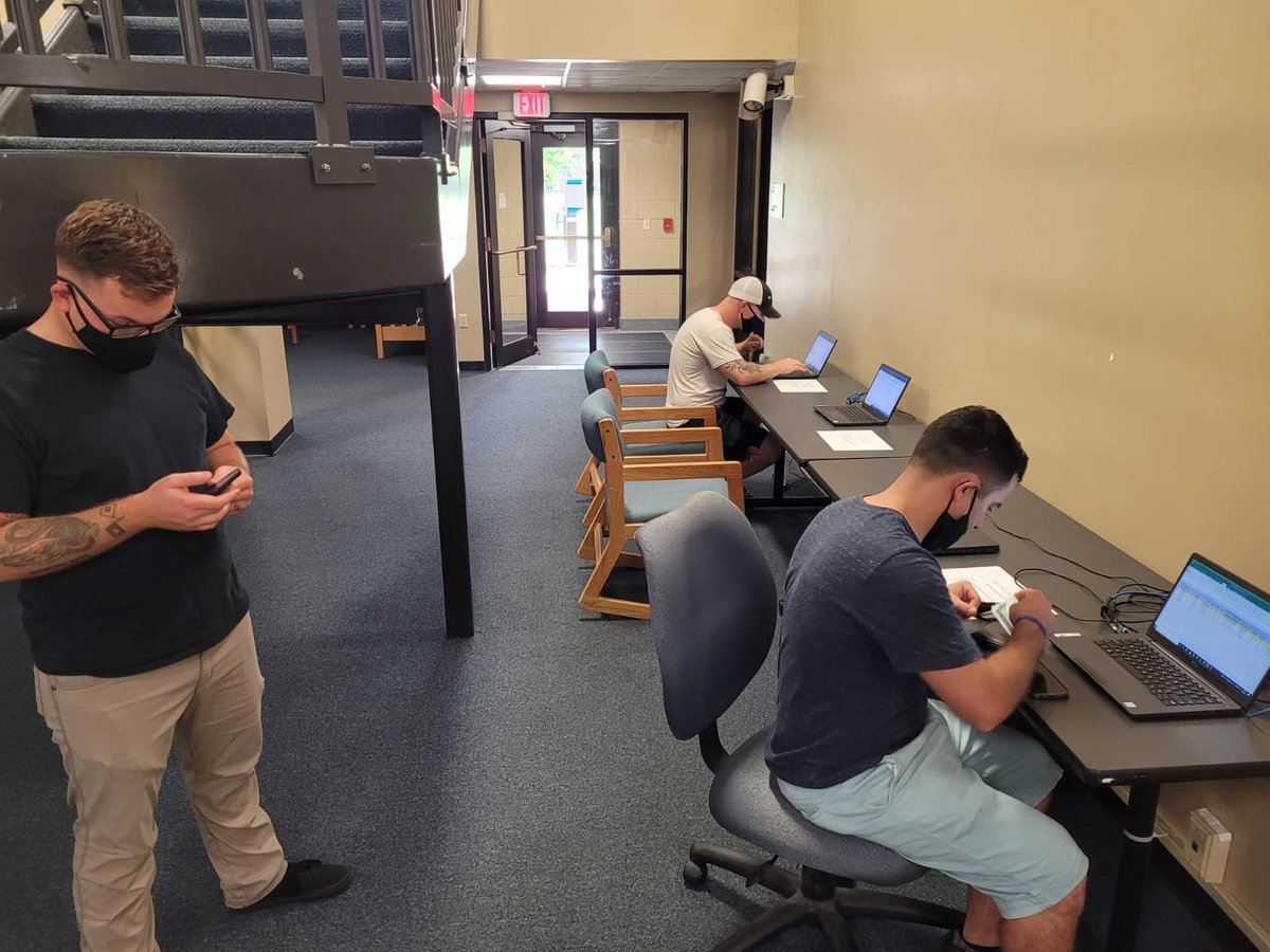 NCOAEustis's tweet photo. U.S. Army Aviation Center of Excellence Non-Commissioned Officer Academy - Eustis staff conduct in-processing as Soldiers arrive for the Advanced Leaders Course at Fort Eustis, Virginia, August 23, 2021.

#Thisismysquad
#Forgedtolead
#USAACE https://t.co/yFv5Gdp5uu