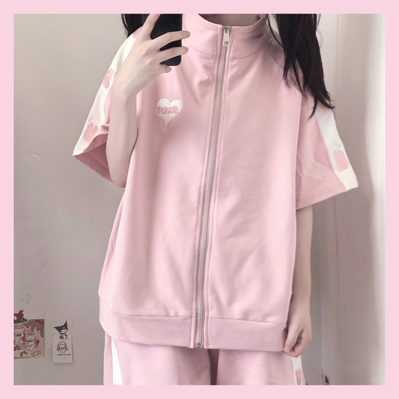 Louis Lover New Arrival 販売直後から大人気 ゆめかわなうさぎジャージセット 部屋着としても大活躍 自撮り映えもする可愛さ 8 28まで10 Off Sale Check お取り寄せ ゆめかわ うさマーク ジャージセット