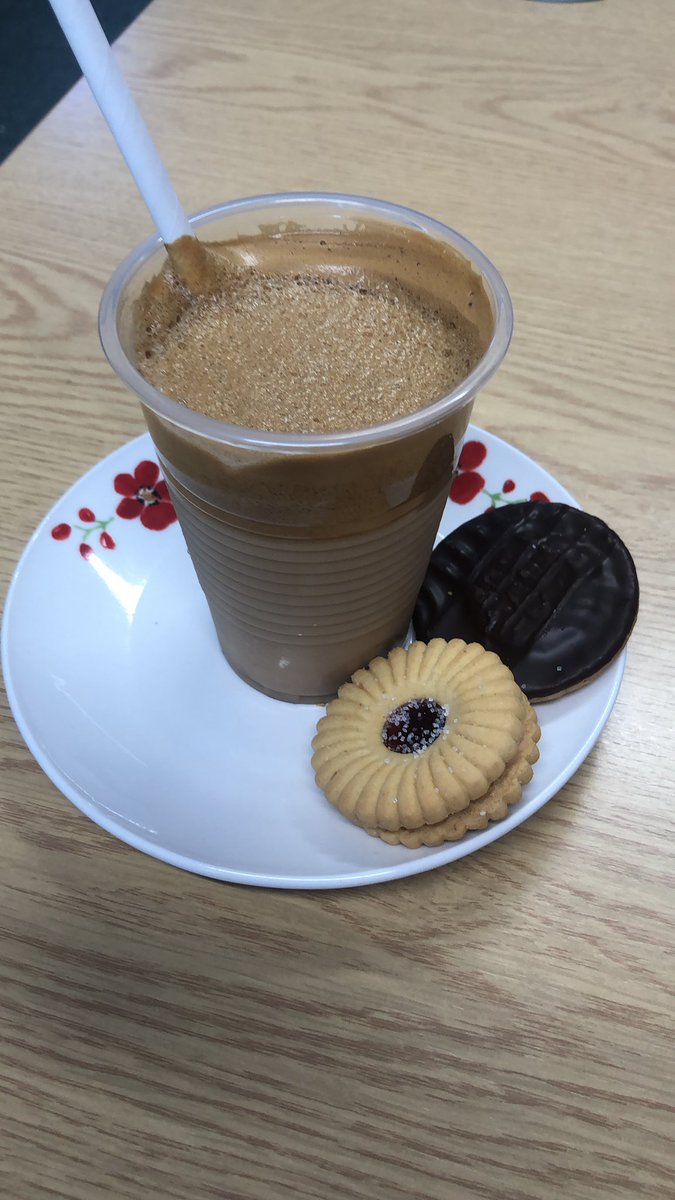 Emma🏳️🌈 (@emmagfunk) on Twitter photo It’s an news & iced brews kind of morning at Wentworth House <a href="/GMMH_NHS/">Greater Manchester Mental Health</a> #wonderwarriors #werewentworthit It’s an news & iced brews kind of morning at Wentworth House <a href="/GMMH_NHS/">Greater Manchester Mental Health</a> #wonderwarriors #werewentworthit