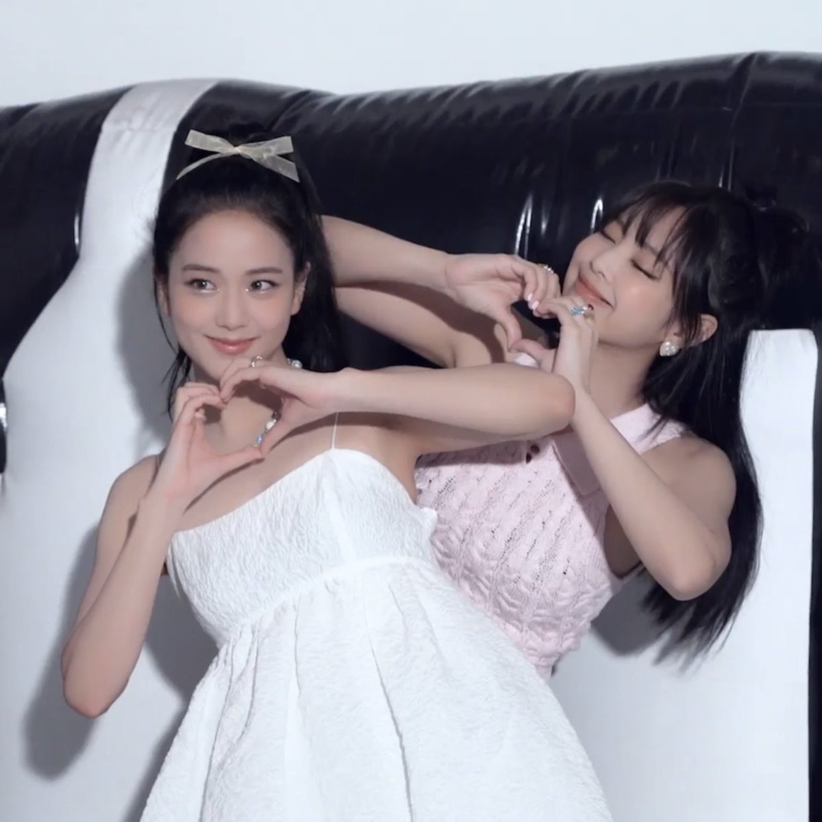 lq jisoo pics tweet media