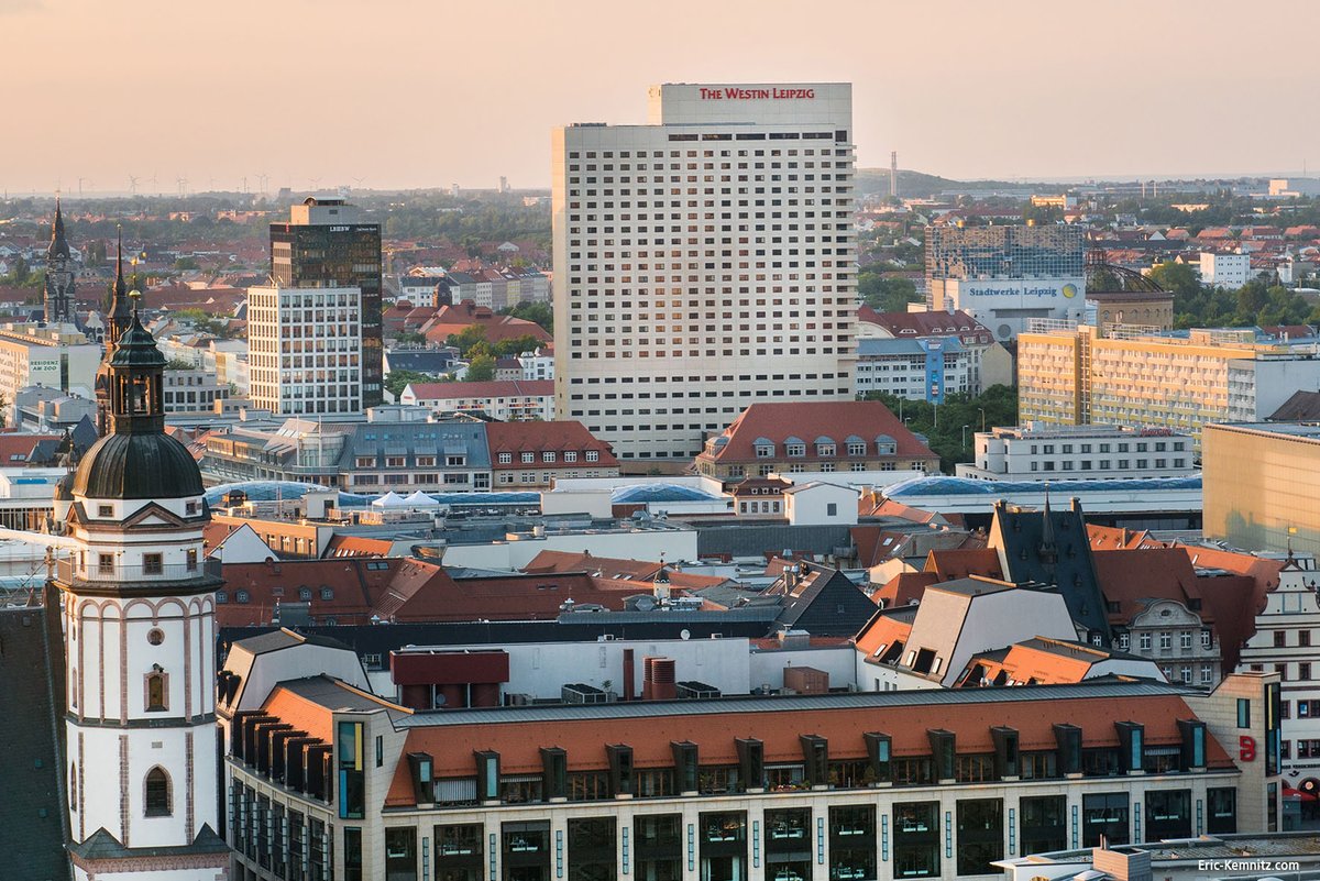 LeipzigTourist's tweet photo. DING DONG! Mit dem Meeting Concierge des #westinleipzig geht keine Tagung schief:
✅immer zur Stelle
✅flexibel + schnell
✅eine echte Arbeitserleichterung
Ein USP für #Eventprofs! Erfahrt mehr im @GCB_Deutschland Virtual Venue #meetleipzig https://t.co/oz7AoLPTj8
©Matthias Hamel https://t.co/r82Bq2SSSO