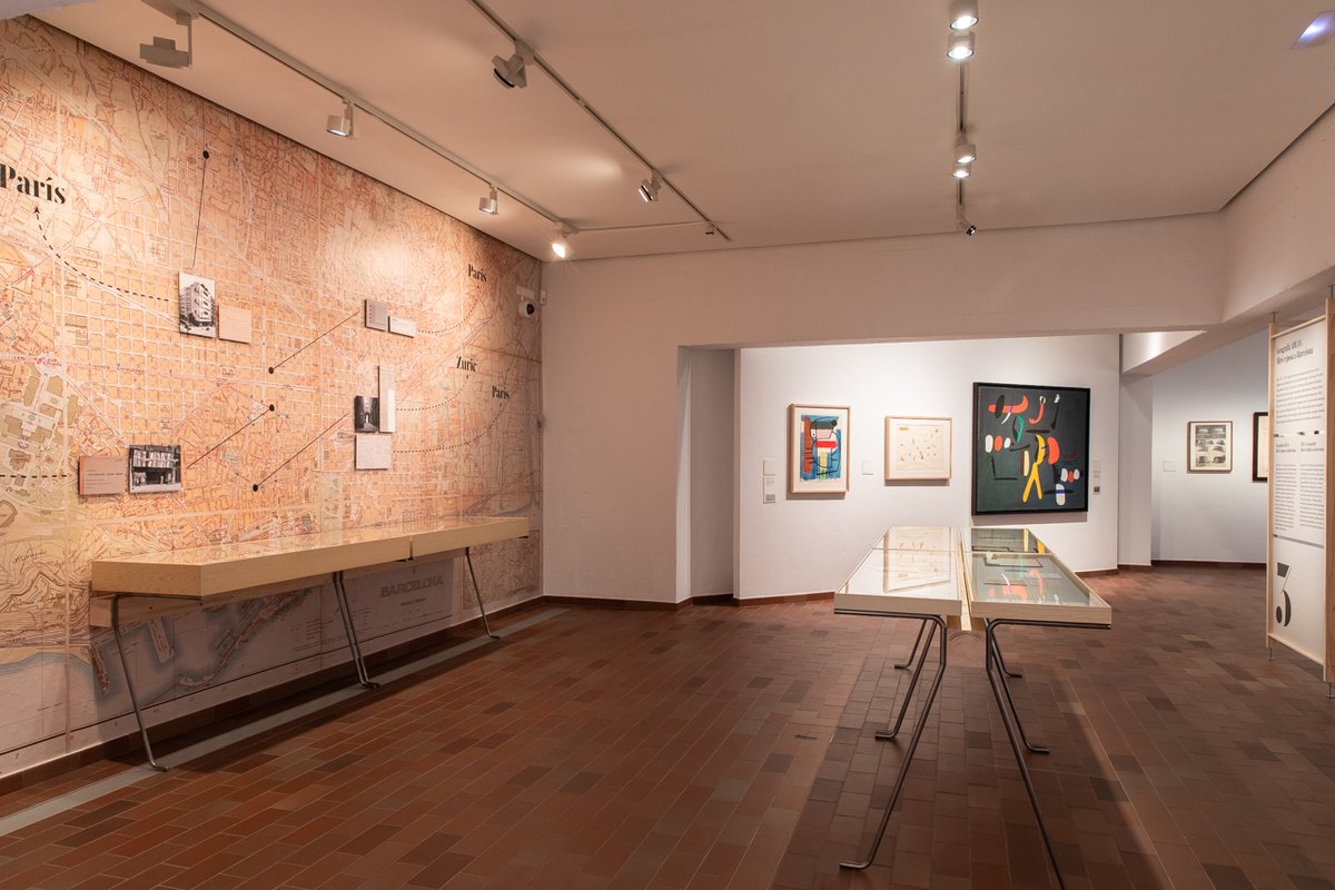 fundaciomiro's tweet photo. 📣 #MiróADLAN entra a la recta final!
📆 Tens temps fins el 5 de setembre per conèixer qui foren els Amics de l'Art Nou (#ADLAN), com s'ho van fer per insuflar dosis de #modernitat la #Barcelona dels anys trenta i quin paper hi jugà #JoanMiró.
👉 https://t.co/D4UHBfKeRT https://t.co/USAn0MeMlq