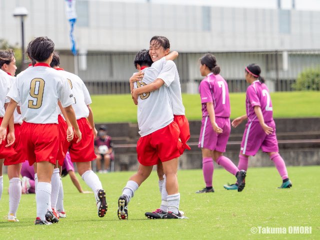 みなサカ みんな サッカー U 18女子サッカーリーグ22関西公式 高校総体 全員で走り勝つサッカー で初優勝 を飾る 神村学園のスタイルを体現した主将 愛川陽菜 みなサカ 高校総体女子サッカー 高校女子サッカー T Co B8zsm8taft