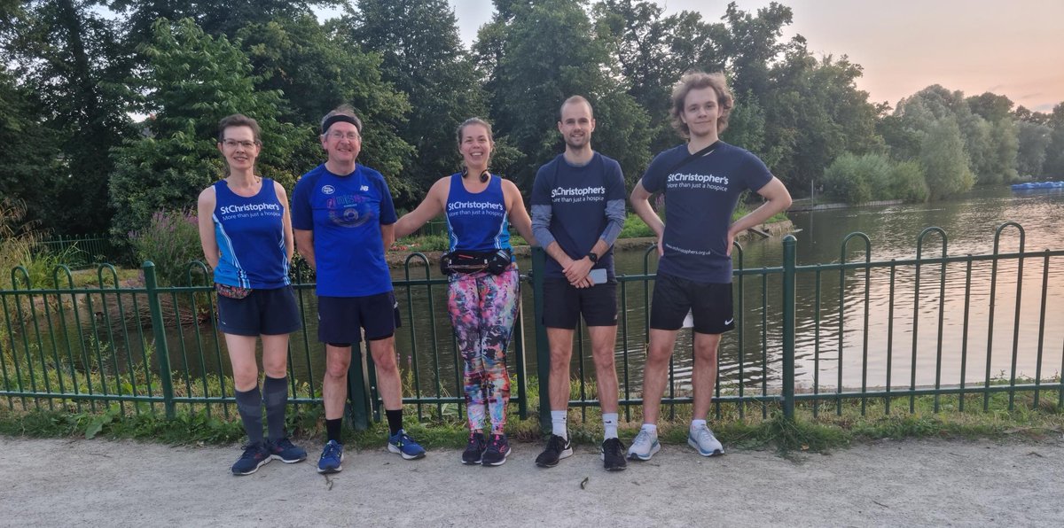 CommFundStC's tweet image. Another lovely training run last night with some of our amazing London Marathon runners. Not long to go now!