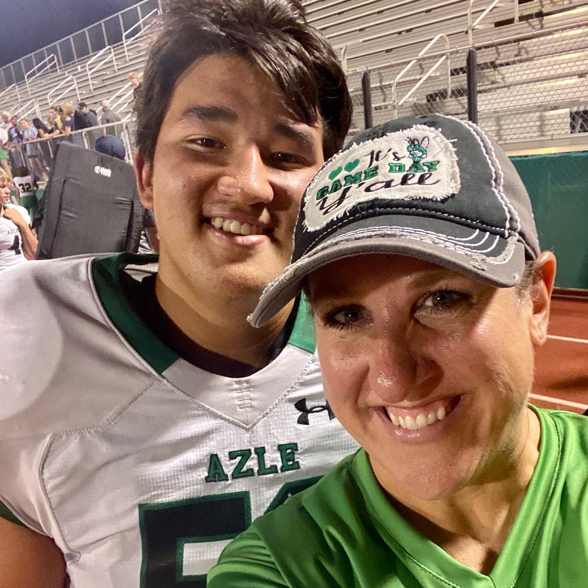 MystieG's tweet photo. Tonight will be tough. Tonight is the first game to play w/out your brother, friend, teammate. Remember, he’s always with you. Remember to play #thejackway #truehornet58 Do it for Jack! @JackSchwantz29 @B_Gilbreath_52 https://t.co/ejcZkocIqw