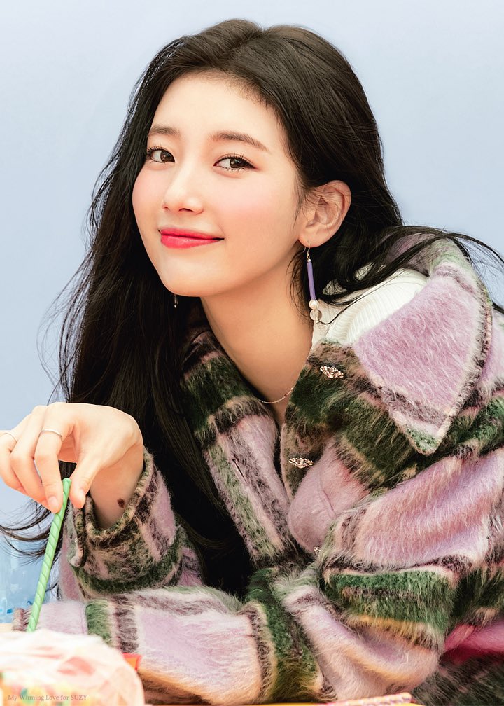 GUESS 2021 F/W Daily SUZY 고화질 화보 43 pics #수지 #SUZY ️ https://t.co