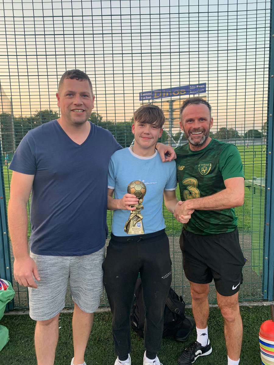 Congratulations to Dean Hickey on winning player of the month for the Richmond Junior team.

Dean is currently on an incredible total of 6 goals after just 4 games, which is some going!!

Also In the picture is manager Paul and assistant coach Dunky.