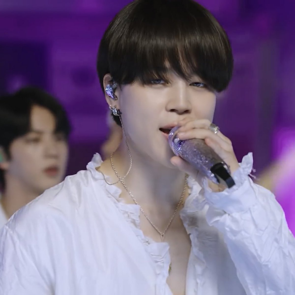 jiminbeakie's tweet photo. this jimin in HD https://t.co/GXLdIXdeQy