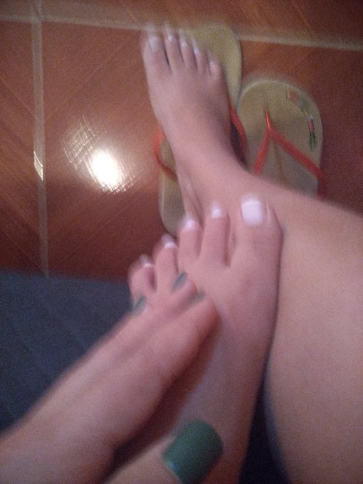 T&ocirc; precisando de uma massagem . . . #packpezinho https://t.co/HHl0nSSgRn<a href="/tag/packpezinho"class="tags">#packpezinho</a>