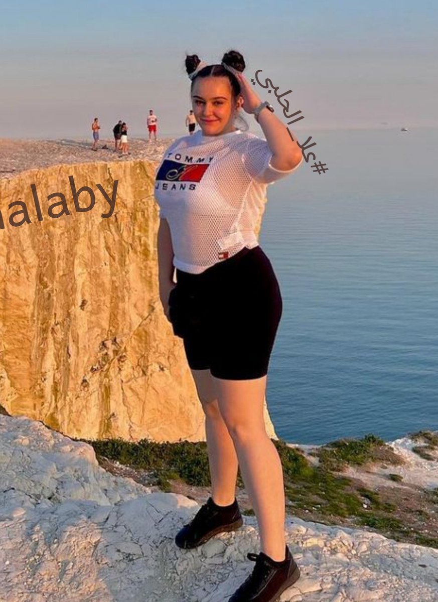 اليمين خيتي <a href="/ullaalhalaby/">علا الحلبي 🐥 12.09K</a> علا
اليسار انا <a href="/hudaalhalaby/">هدى الحلبي 💎 4.31k</a> هدى
قل لنا تحب اكتر الصغنطوطة او الناضجة