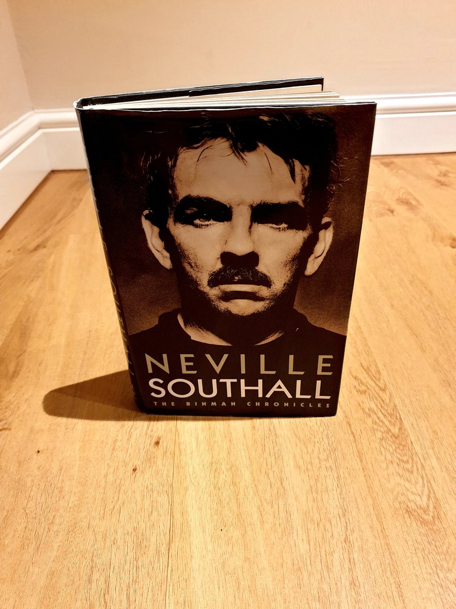 alanwallett's tweet photo. I throughly enjoyed this book Nev, it had everything, early 80's when I became an Evertonian, so loved all the stories from you and all the players I grew up watching. I honestly couldn't put it down. Thank you for sharing.  @NevilleSouthall https://t.co/pMvDxeUfYL