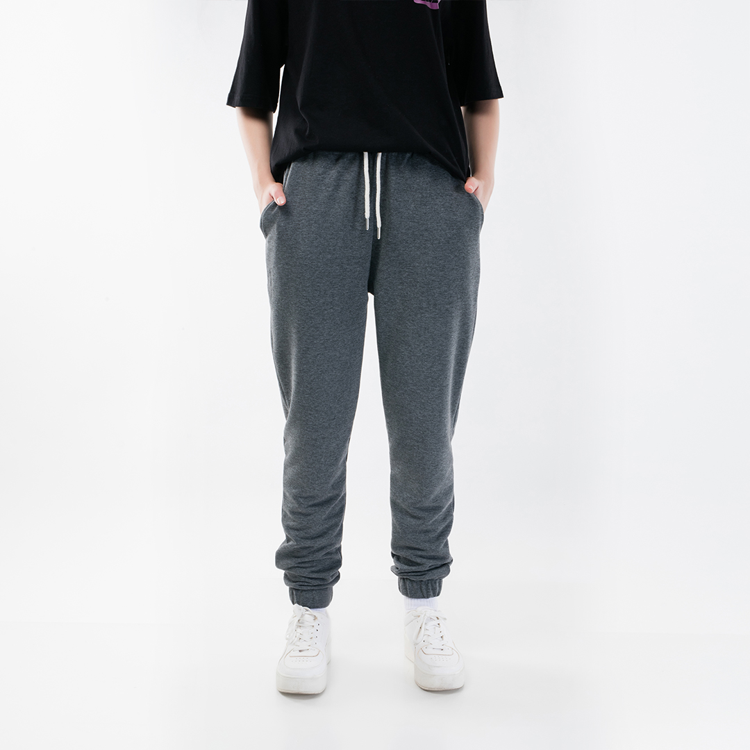 Rahatlık, hayatının başrolünde olanlar nerede?

Antrasit jogger clepz.com’da!

#clepz #bethechange #design #art #illustration #tshirt #tshirtdesign #streetstyle #freestyle #tişört #streetfashion #jogger