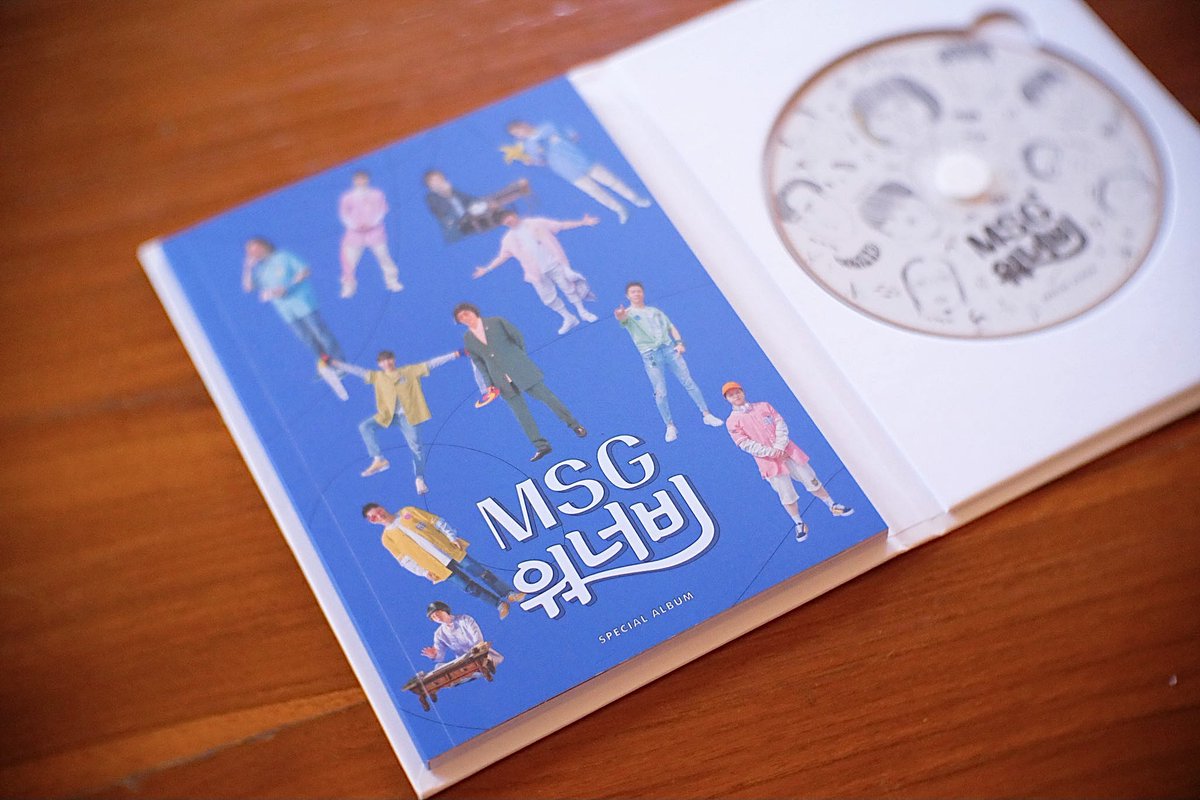 leedonghwi_th's tweet photo. แจกฟรีอัลบั้ม #MSGWANNABE 🤍✋🏻✨

มีของขวัญจากแฟนคลับคุณดงฮวีมาแจกค่า เพียงทำตามกติกาด้านล่าง รับไปเลยอัลบั้มแบบฟูลออพชั่น! เล่นได้ถึง 5 ก.ยค่ะ 👻

(จะแปะลิ้งไว้ในเมนชั่น)
ㅇ subscribe ช่องของอีดงฮวี
ㅇ ดู + Like MV เพลง ‘Keep your head up’ ในช่อง Stone Music และช่องของอีดงฮวี https://t.co/oSiEUelRnr
