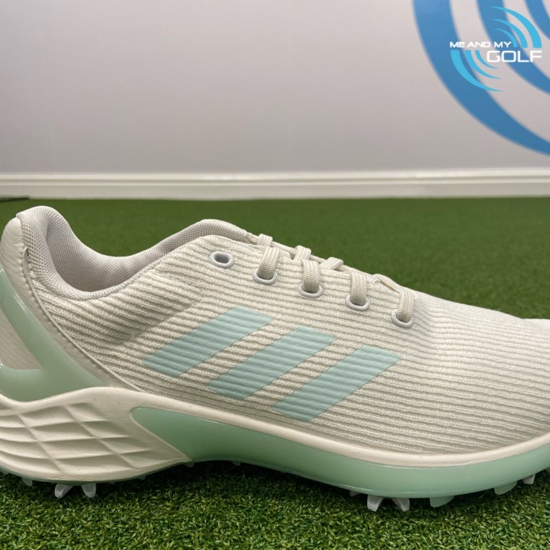 Meandmygolf's tweet photo. 🚨  GIVEAWAY 🚨 

Thanks to @AdidasGolf, we're giving away FIVE PAIRS of shoes from their brand new No-Dye collection. 😍

For your chance to win simply retweet this post and comment with which size you would prefer by 29/8/21 @ 11pm GMT.

(Only size 9's or size 10's available)