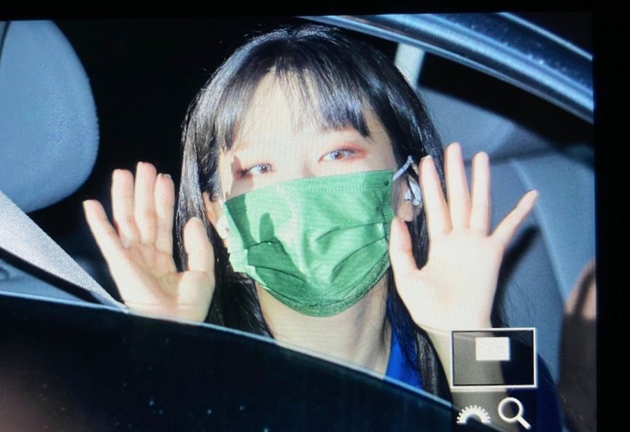 Blue Moon tweet media