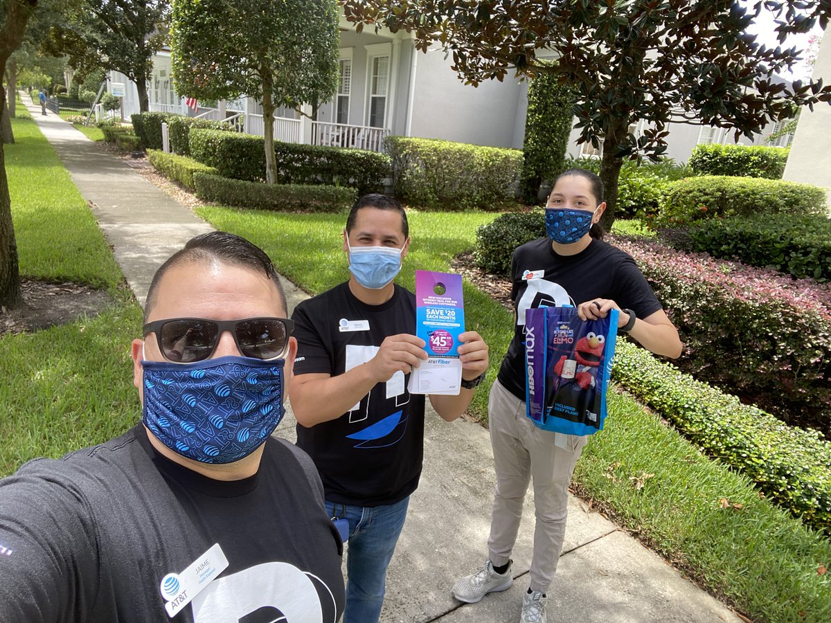When traffic doesn’t come to you, you go out and spread the word that we are here.@zcabrera02 <a href="/reynaolivo1/">Reyna Olivo</a> <a href="/One_FLA/">OneFLA</a>