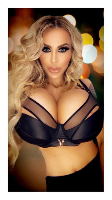 LAX, San Fran, San Jose need to hear from you. NYC 7 till indefinitely.  Last face surgeon I&rsquo;m meeting<a href="/tag/newprofilepic"class="tags"><span>#newprofilepic</span></a>
