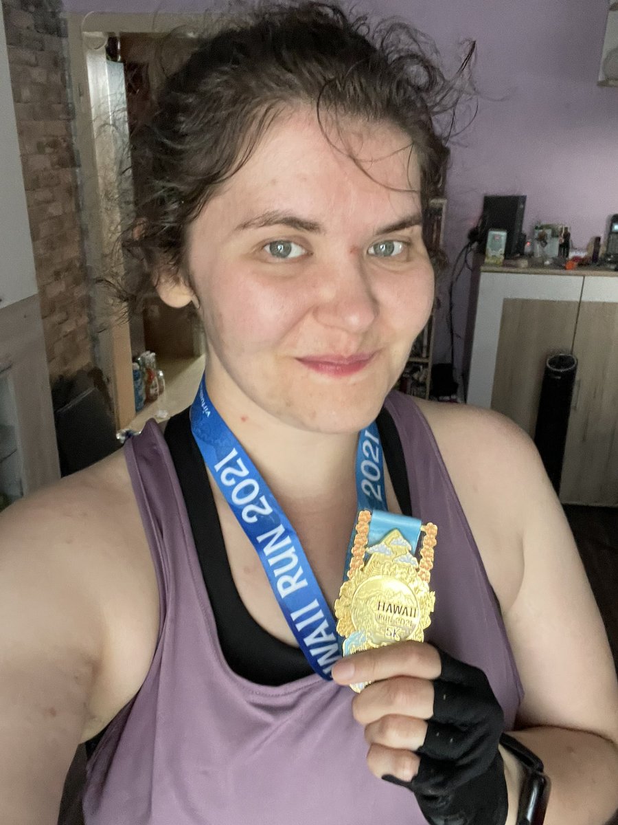 Yve Trust tweet media