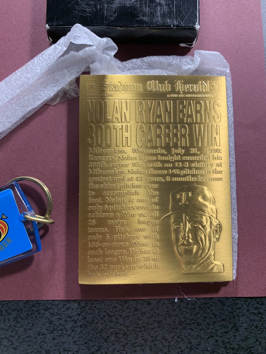 collectorfix's tweet photo. My 1992 @Topps Stadium Club Club renewal letter & 1991 Inaugural Charter Member Issued swag.
I keep stuff….lol.
The Nolan Ryan Medallion has weight.
Wherefore art thou Chad Miller?🤔
#topps #thehobby #stadiumclub #chadmiller #sportscards @yanxchick @tradercracks @collectorfix https://t.co/6yWQ7Uuaf7