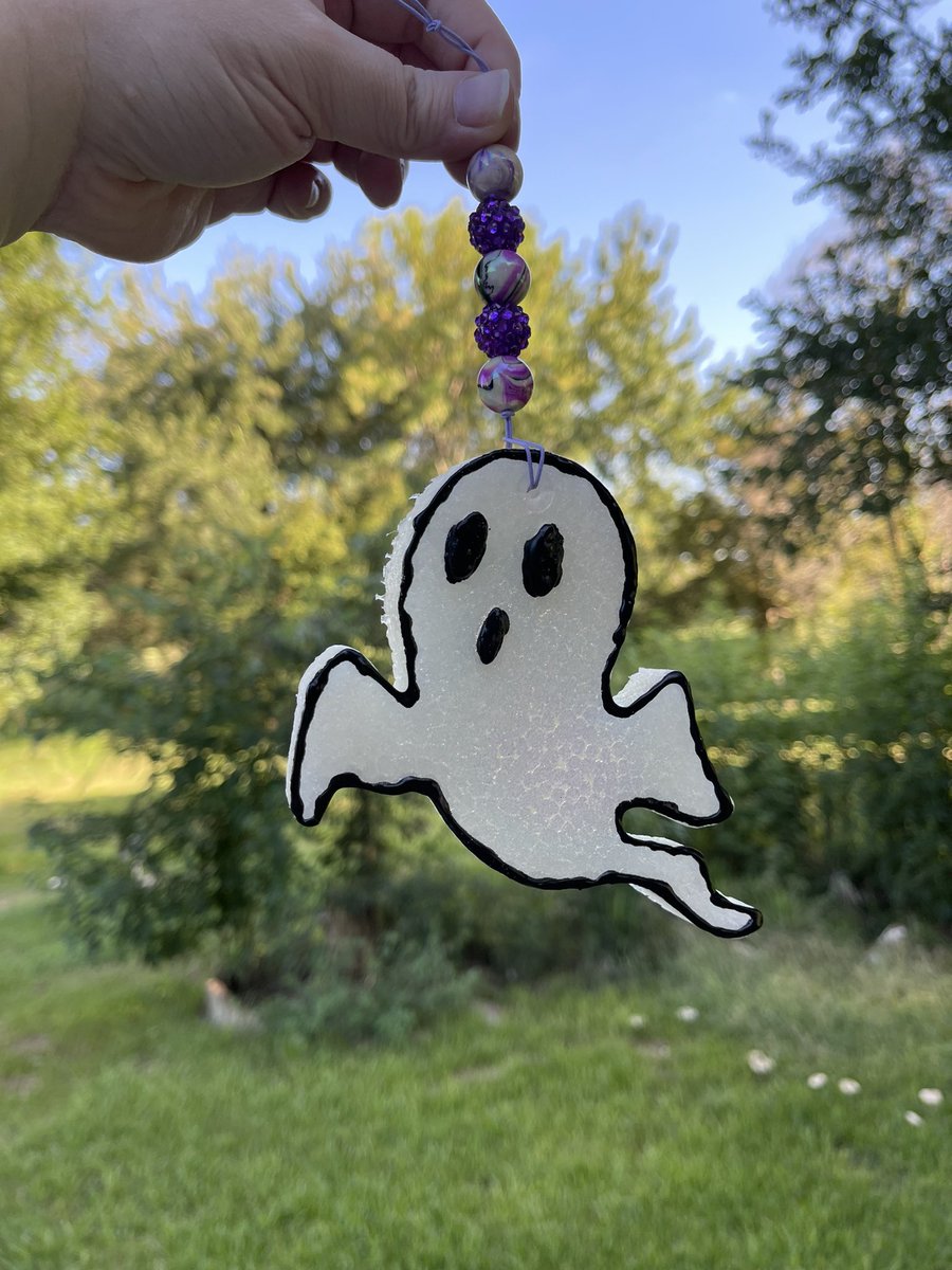 FunkeyFreshTX's tweet image. funkeyfresh.myshopify.com/products/ghost…

👻✨ 𝔑𝔬𝔴 𝔄𝔳𝔞𝔦𝔩𝔞𝔟𝔩𝔢!!! ✨👻

 - Four signature scents, including one brand new scent for fall  — Jack— a blend of vanilla bean, pumpkin, soft marshmallow, and spicy cinnamon. Perfect for the spooky season! Buy now by clicking the link! 👆🏻👆🏻