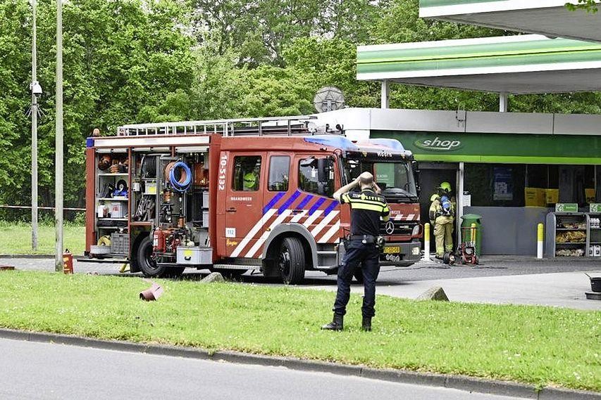 Brandstichting bij BP-station in Hoorn was volgens verdachte schreeuw om aandacht, rechtszaak gaat later verder