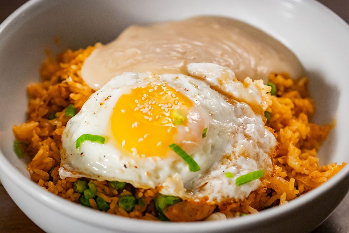 👉 You gotta try the German Fried Rice. Call for takeout 323.466.4860 👈 #BiergartenLAKoreatown 🏂🎉 #theplacetobe