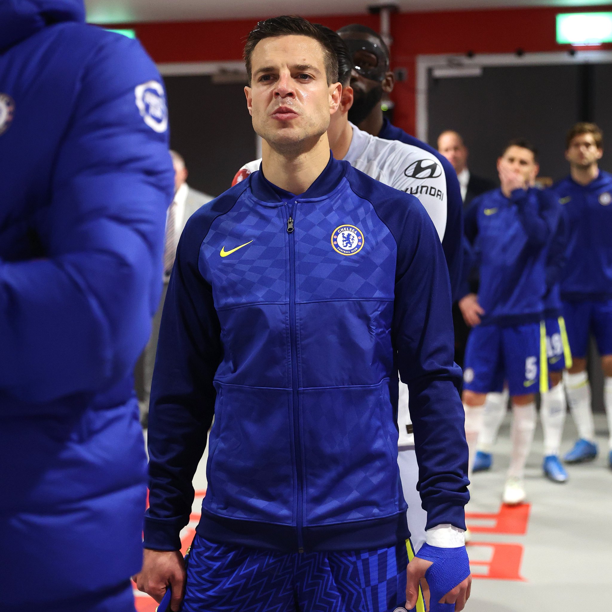 Focused & fully  Happy birthday, Cesar Azpilicueta! 