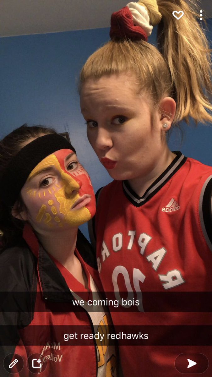 maurahanleyyyy's tweet photo. get hype for games again #LookMacAtIt @MMCGardner https://t.co/jNshG8UC1F
