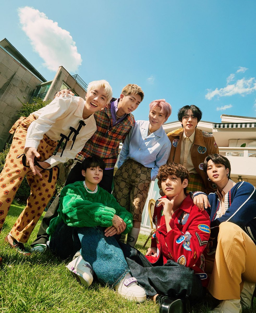 BeautyUndone456's tweet photo. Save the pictures and keep your money for #BUTTERTHEEREMIX. #ButterRemixFtMegan #ButterTheeRemixIsComing #BTSxMeganTheeStallion #BTSxMTS https://t.co/n4uQJTP5By