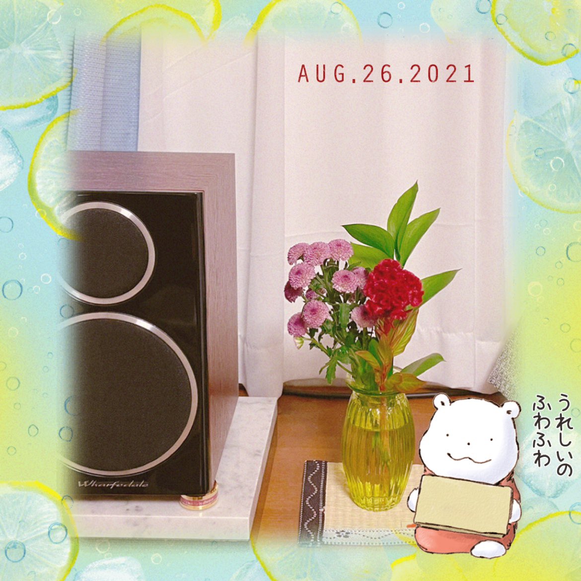 翠 もちもちのくまなの T Co Bad2ljmqsq Bloomee ブルーミー はじめました 初回無料と花瓶プレゼントに釣られました 笑 2週間に一度 お任せの小さな花束がポストに届く仕組み 説明通り飾ればとりあえずサマになるのがいいねえ 朝