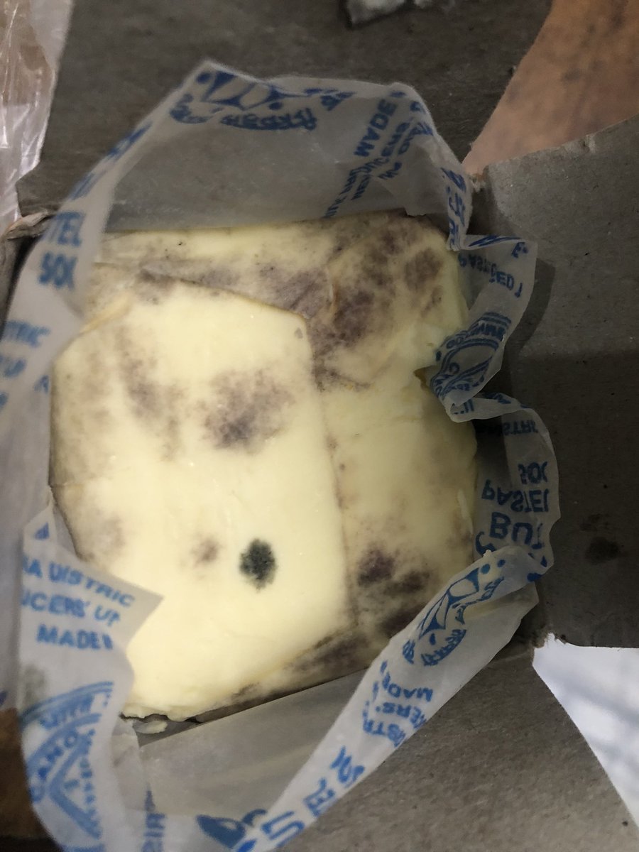 puneetgupt's tweet photo. @Amul_Coop butter bought today from @RelianceFreshIN outlet sector 28 faridabad. @fssaiindia https://t.co/3E7KFhMgaO