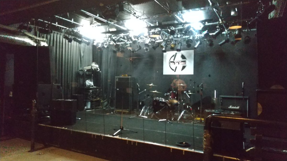 4410aho's tweet photo. 遊び旅２～63of75～

やれることをやっていこう

SWINDLEさんと打合せ
写真のようにアクリル板を設置と
ごっつい換気扇による毎分外と空気の入れ替えもします！

んで、週1度の栄養補給を済ませ

ポスター掲示できる所を訪問。

川反、飲み屋街にある「KiKi」さん
ありがとうございます！

#遊人
#秋田 https://t.co/6o0ZqMIiTa