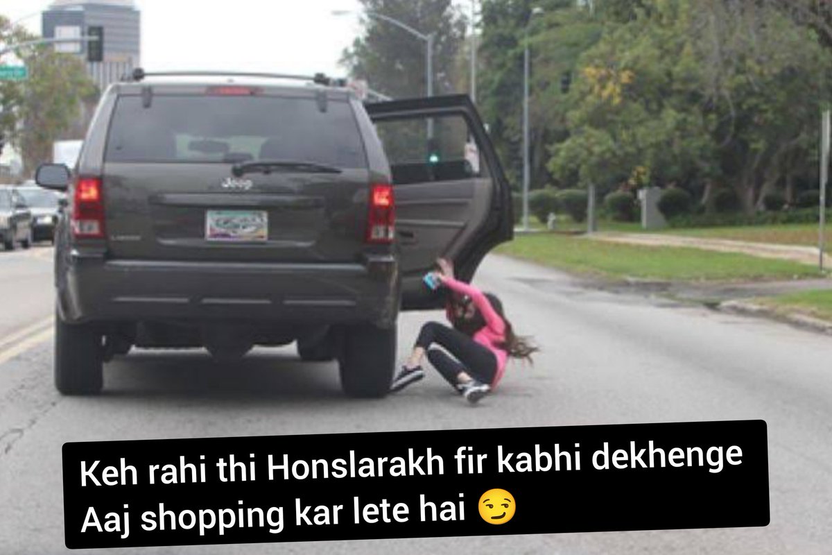 Stupid lady😤😤
#HonslaRakhMemes