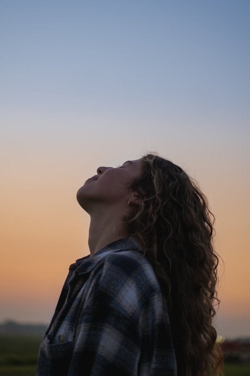 iDvsty's tweet image. Went for a little sunrise shoot.

              1               or             2