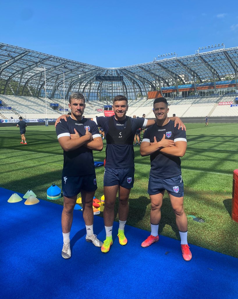 FC Grenoble Rugby #AllezFCG (@fcgrugby) on Twitter photo Le FCG souhaite un joyeux anniversaire ร <a href="/Glenat_Corentin/">Corentin Glenat</a> , en direct du Stade des Alpes ! ๐๐ฅณ Le FCG souhaite un joyeux anniversaire ร <a href="/Glenat_Corentin/">Corentin Glenat</a> , en direct du Stade des Alpes ! ๐๐ฅณ