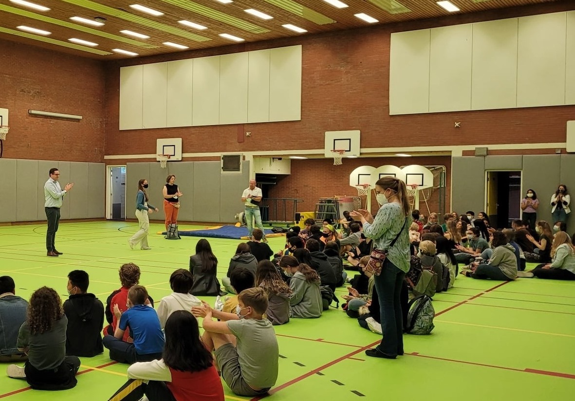 After an exciting start of the school year full of introduction activities organized by our own DP students, our school has now fully started. We look forward to a year of teaching and watching our students grow! #hetstedelijklyceum #internationaleducation #enschede