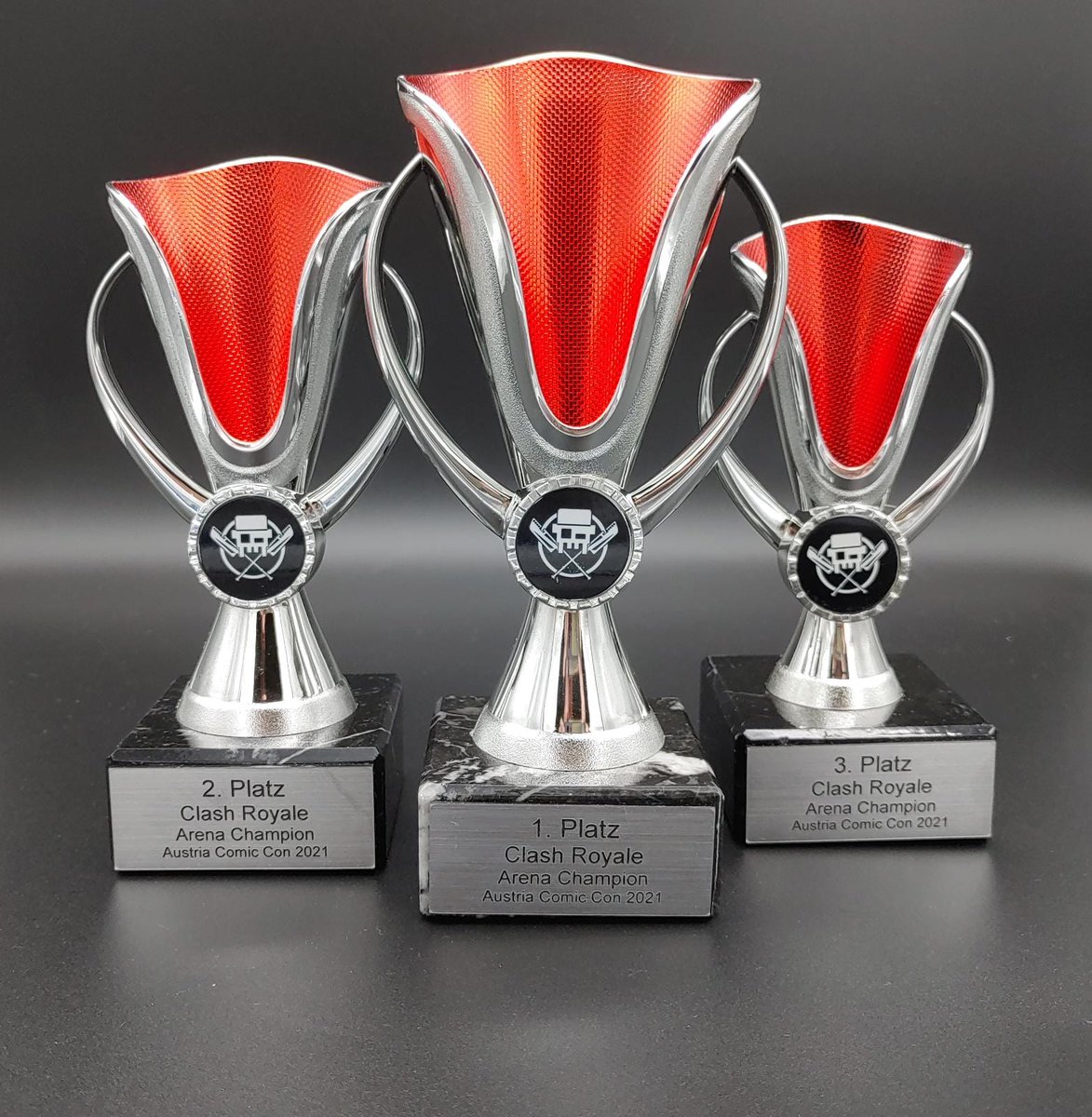 [#ClashArenaEU #TentelianSA2021 #ClashArena2021]
[Announcement]
[Offline Event in Austria]

Who joins our 1v1 Clash Royale Tournament at #AustriaComicCon2021 in Wels? 😏

👉 Safe the date: 4./5. September