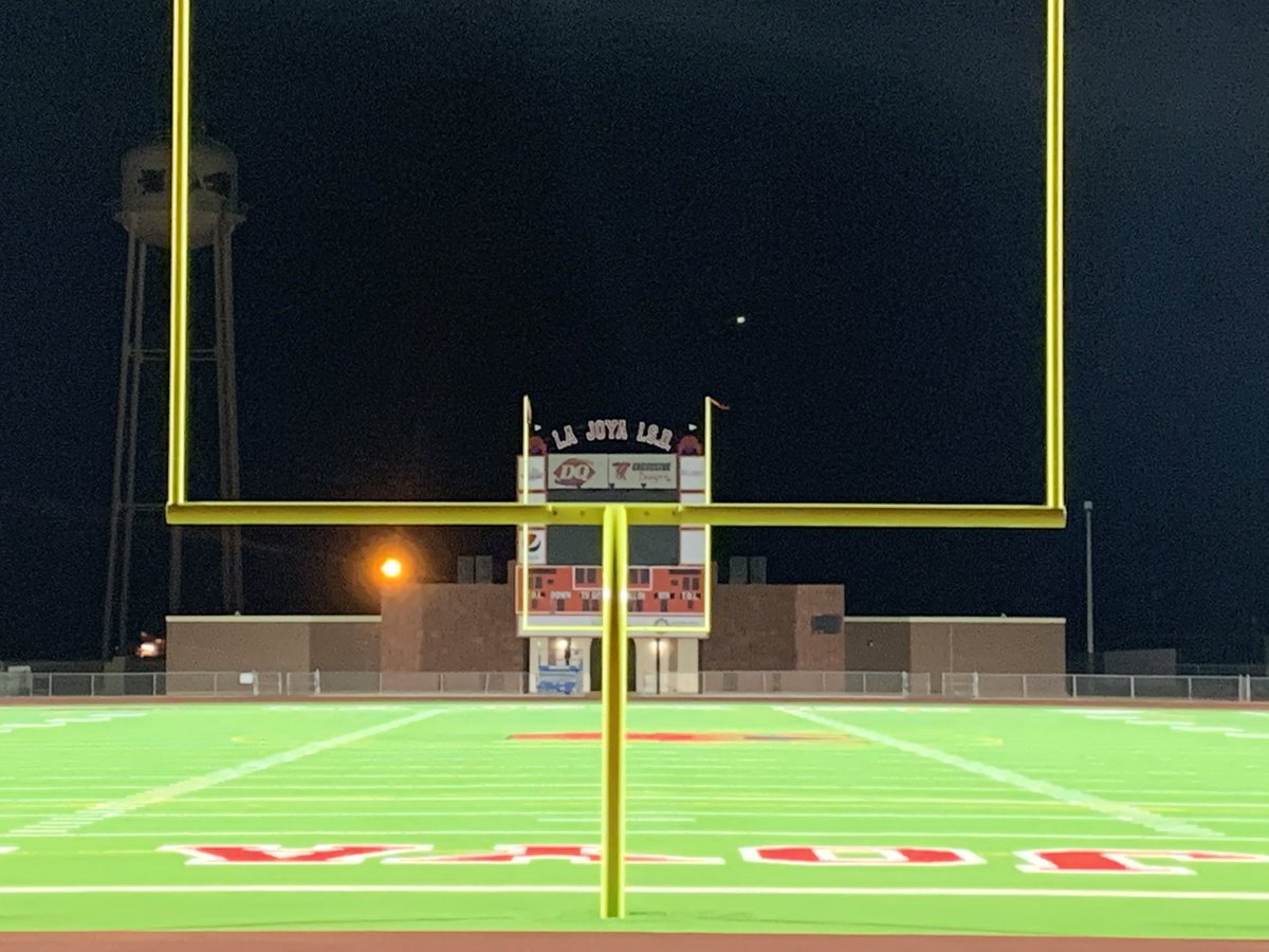 TimO_Musco's tweet image. Happy to work with @lajoyaisd on their Football Stadium lighting project!  Excited to see @ljisdathletics take the field this Friday under the new Musco TLC for LED System!!