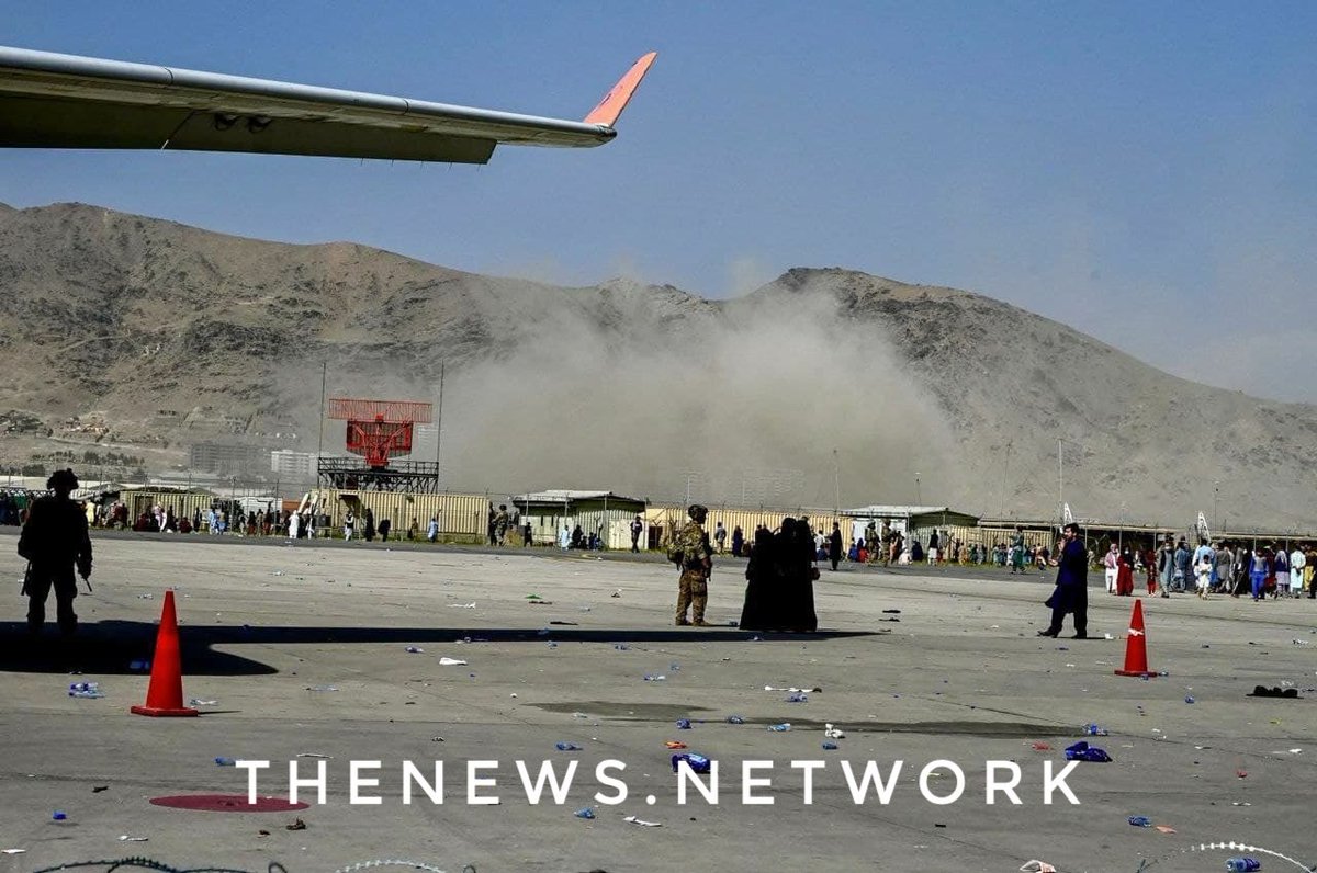 TheNews_App's tweet photo. #kabulblast #Kabulairport #kablulairportblast https://t.co/8w8lfMtACE